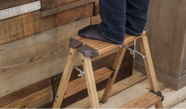 ステップ 三脚 スチール