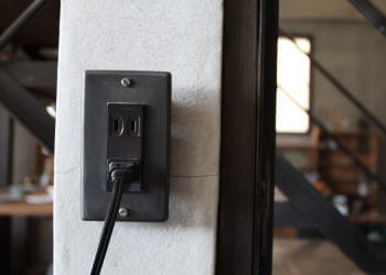 トグルスイッチ コンセント インダストリアル