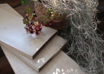 オーダーサイズ製作可能な板や古材の販売