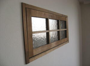 木製・アイアンの　室内窓の取り入れ方・メリットデメリットなどの紹介コラム