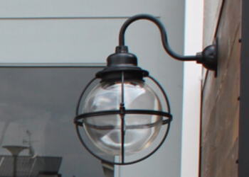 表札と合わせて必要な　お洒落な外灯、照明。SHOPにもお勧めです